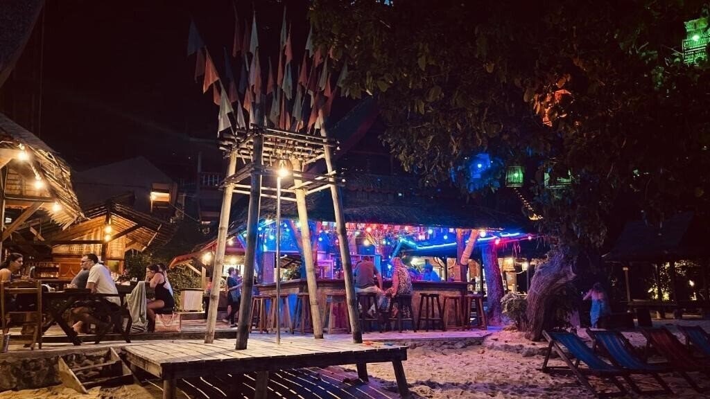 Phi-Phi Relax Beach 3* суреті