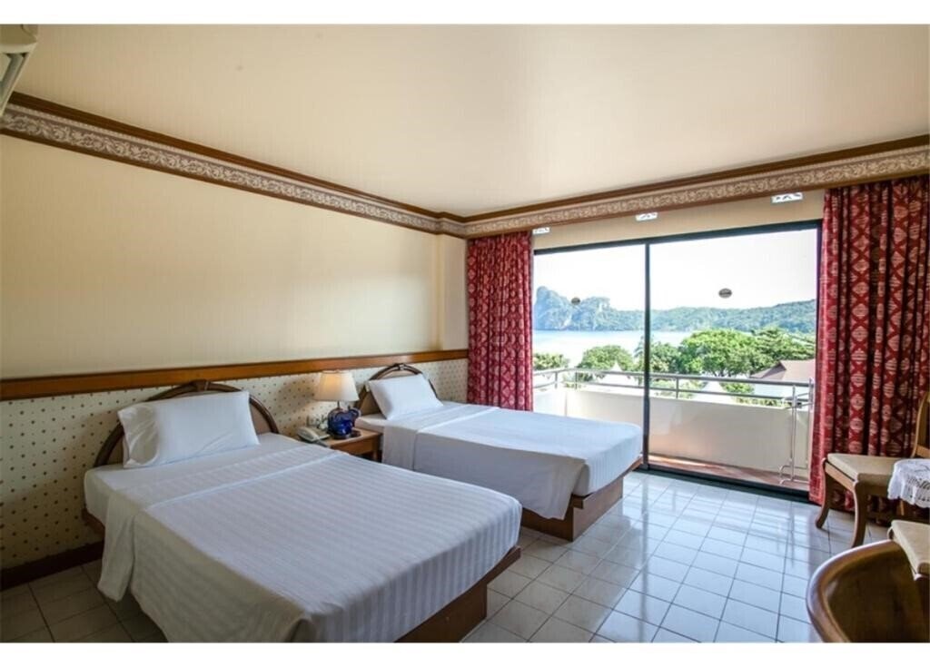 Фото Phi Phi Hotel 3*