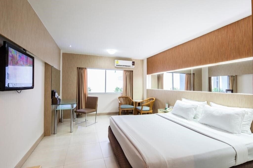 Изображение Golden City Rayong 3*