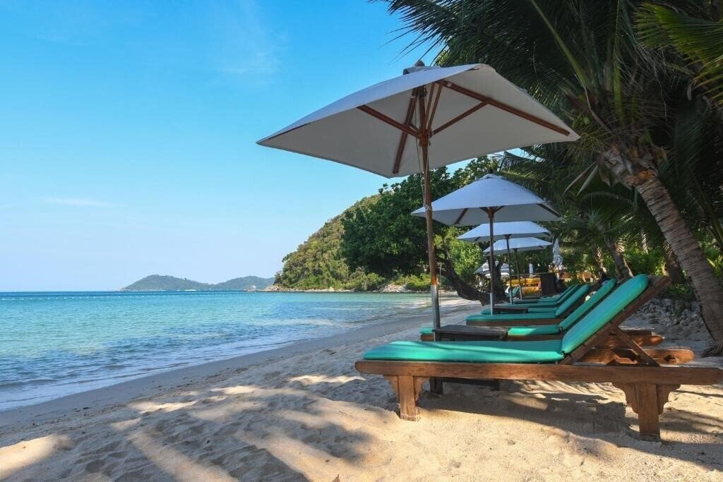 Отель Ao Prao Resort 4*