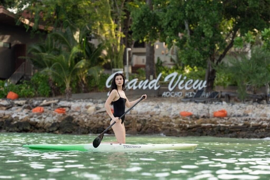 Отель Ao Cho Grand View Resort 4*