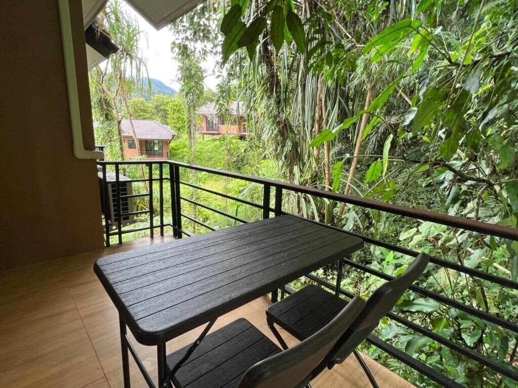 Изображение Khaosok Rainforest Resort 3*