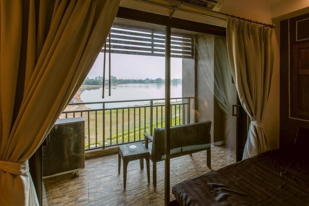 Изображение Brown House Hotel 3*