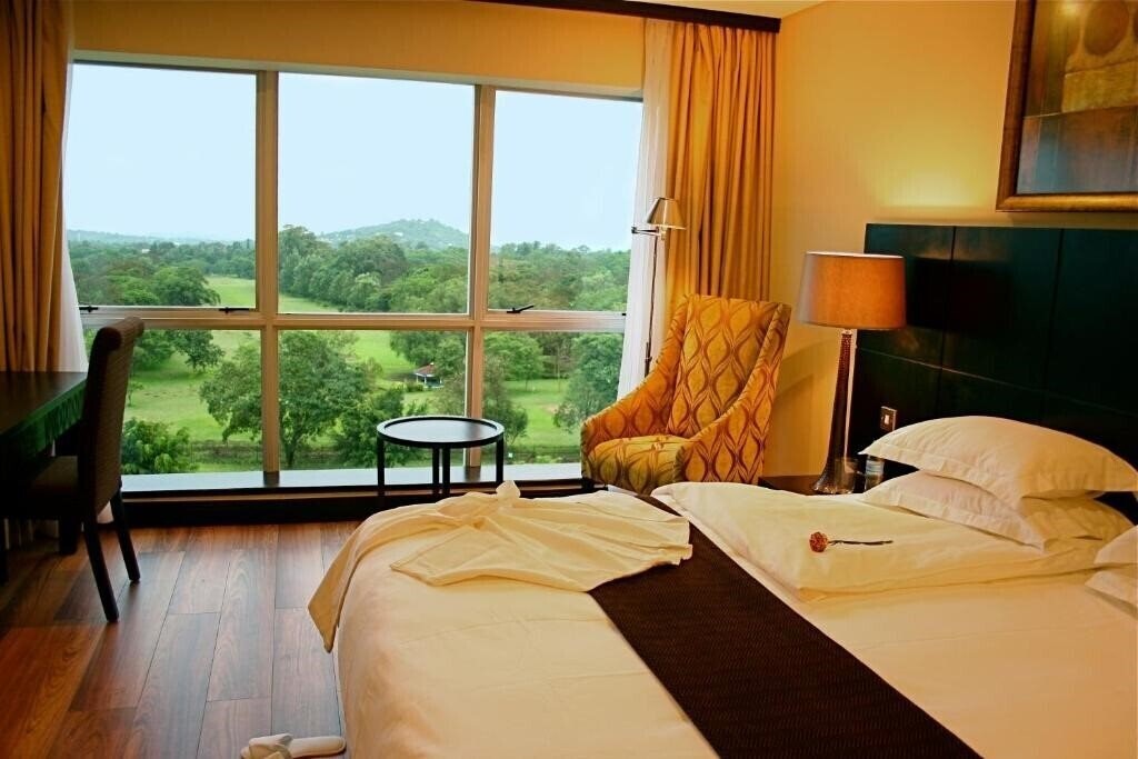 Фото Mount Meru Hotel 5*