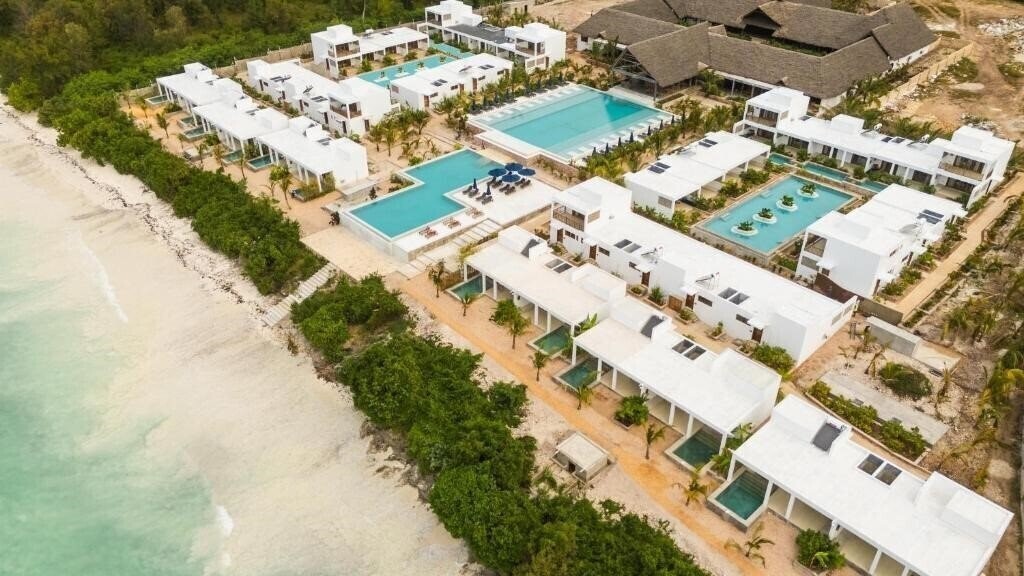 Отель Legendary Zanzibar Beach Resort 3*