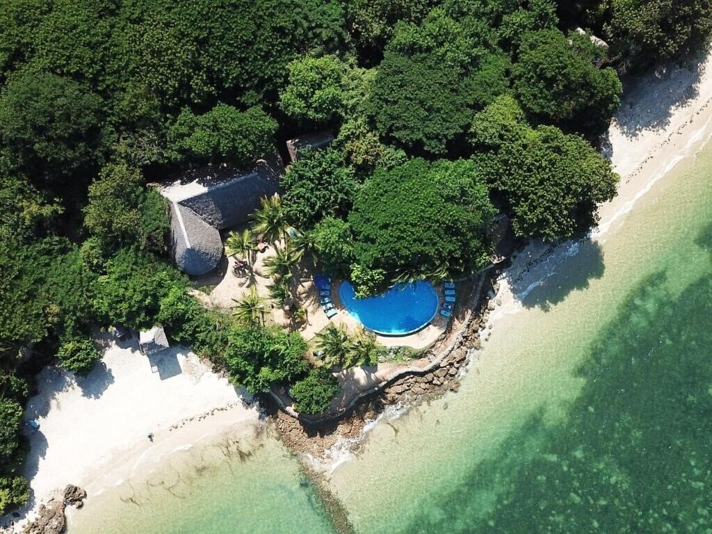 Отель Fumba Beach Lodge 3*