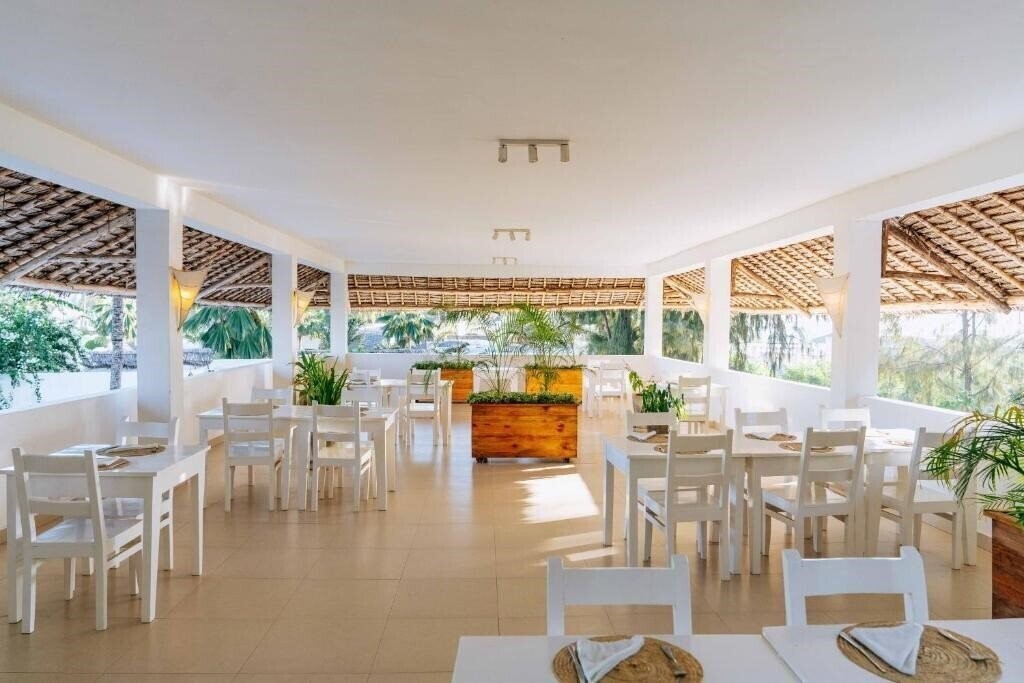 Dhow Inn 4* фотосуреті