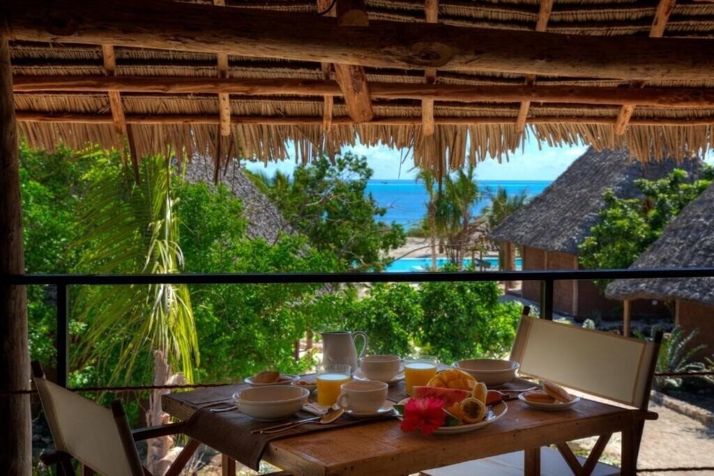 Mwezi Zanzibar 3* суреті