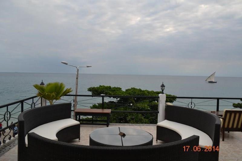 The Africa House Hotel 4* суреті