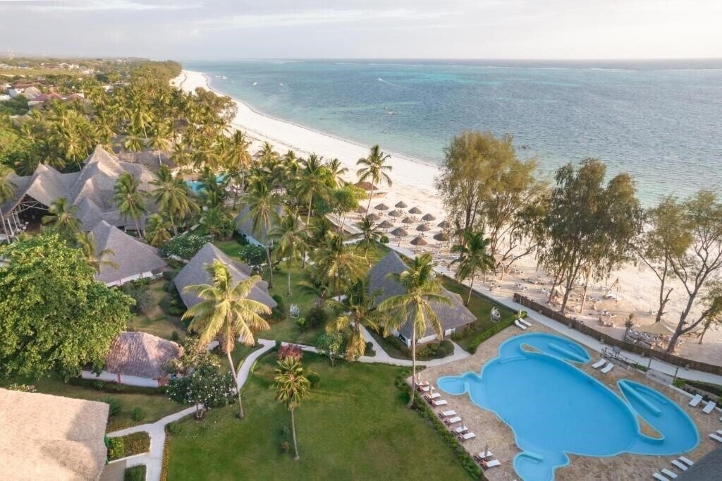 Отель Kiwengwa Beach Resort 5*