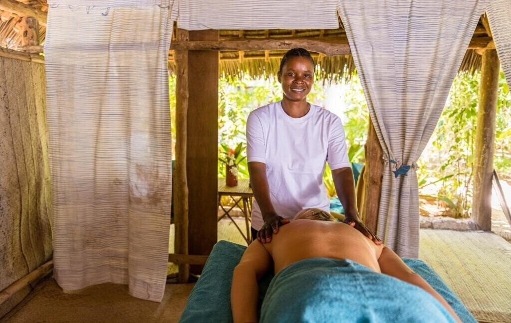 Mvuvi Resort 4* фотосуреті