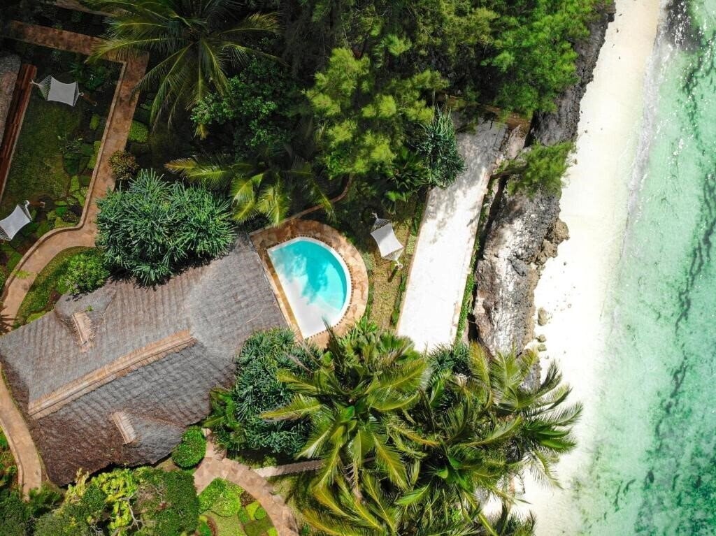 Tulia Zanzibar Resort 5* суреті