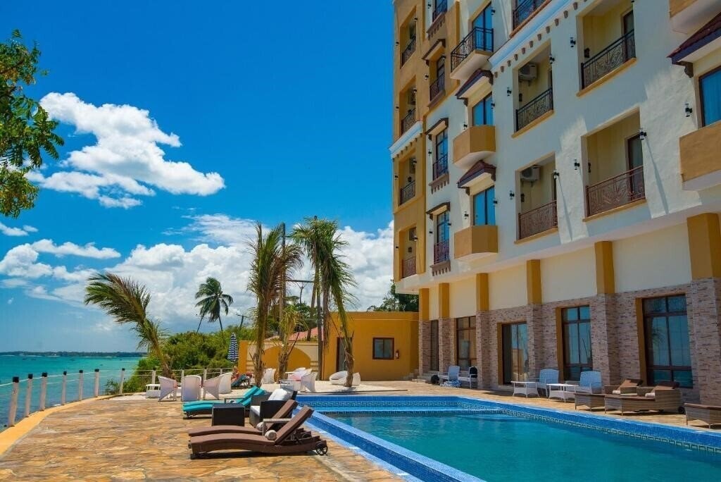 Фотография Golden Tulip Zanzibar Resort 4*