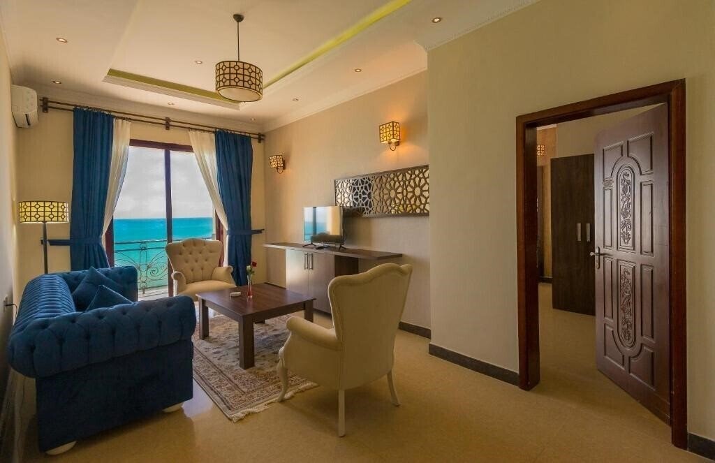 Изображение Golden Tulip Zanzibar Resort 4*