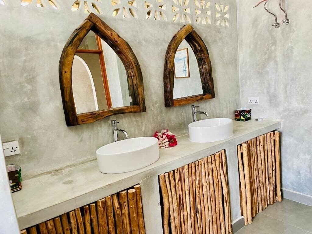 Фото Blue Reef Fishing Lodge 3*