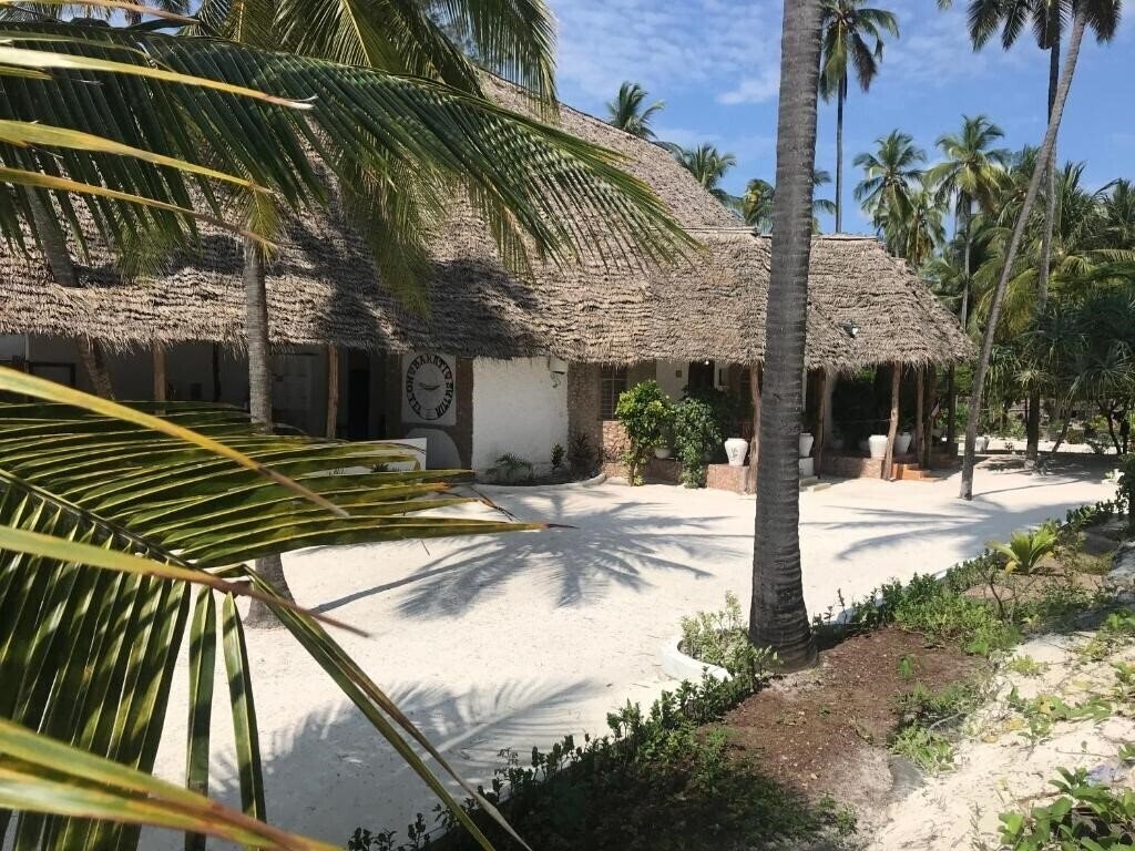 Bahati Villa 3* суреті