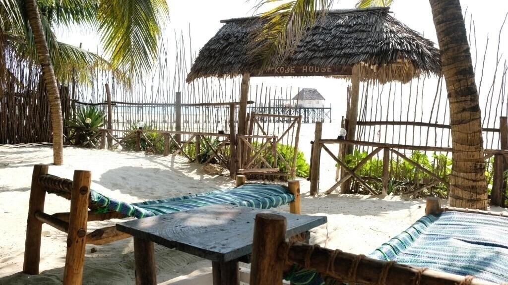 Kobe House 3* суреті