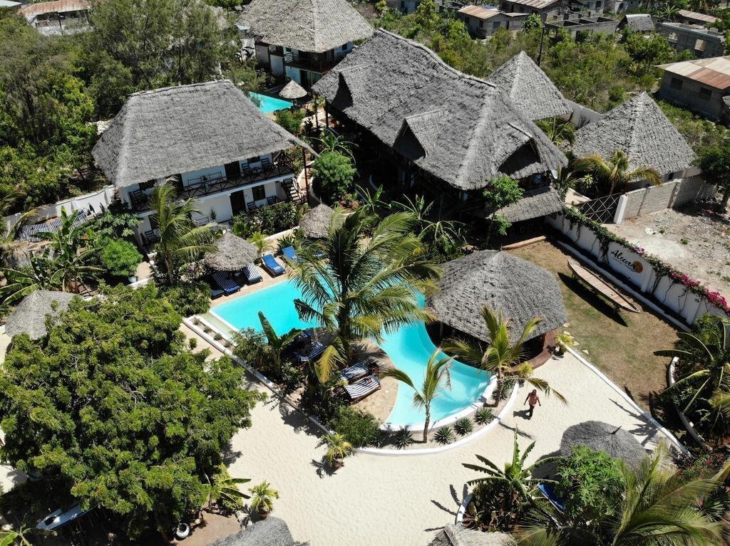 Aluna Beach Lodge 3* қонақ үйі