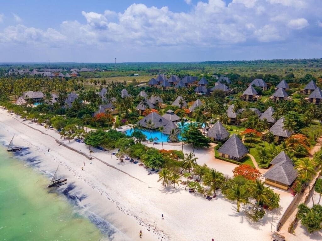 Neptune Pwani Beach Resort & Spa 5* суреті