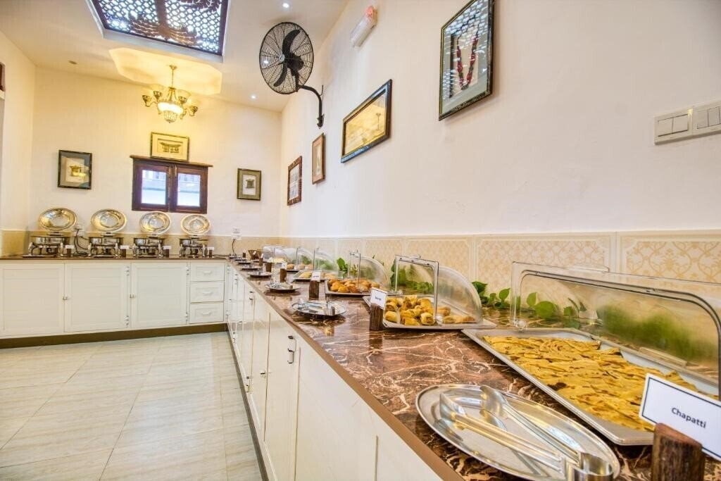 Tembo Palace Hotel 4* суреті