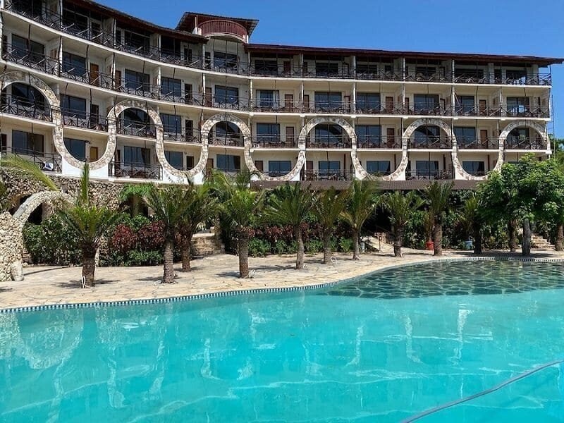 Отель Palumbo Waves Resort 4*