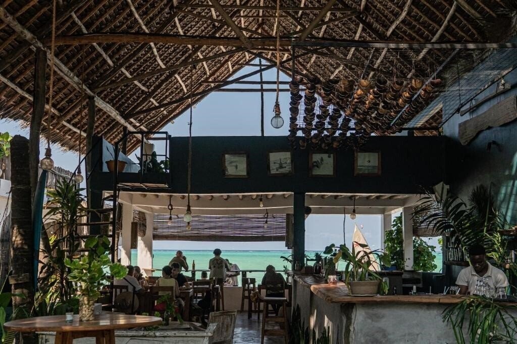 Отель The Waterfront Zanzibar Beach Hotel 4*