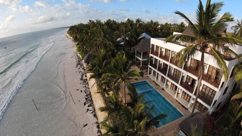 Отель Sky & Sand Zanzibar Beach Resort 3*