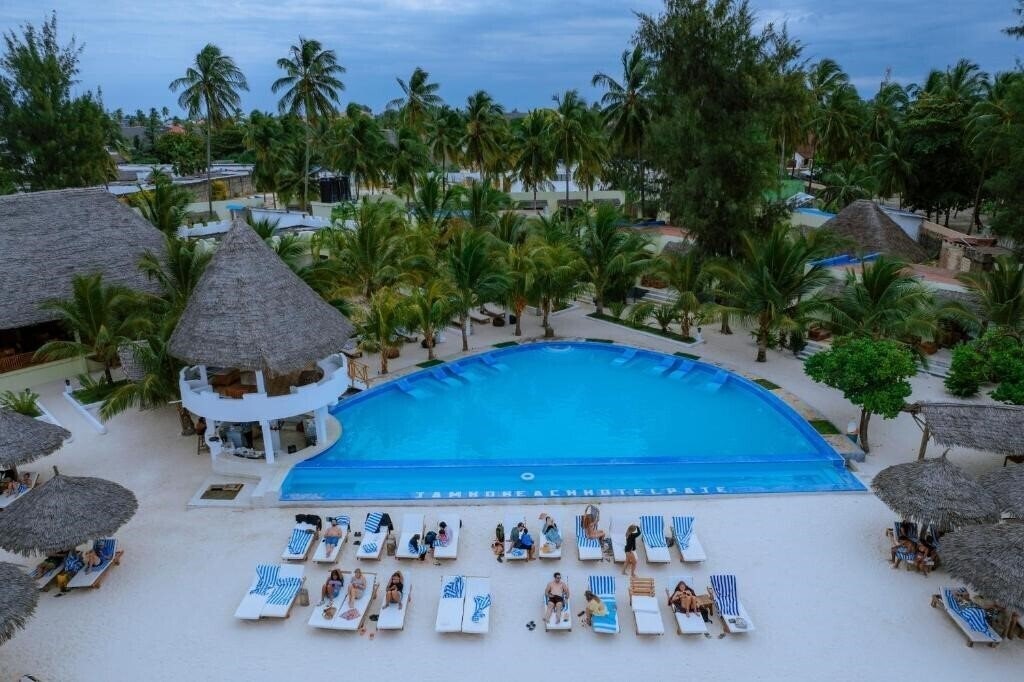 Фото Jambo Resort By Mambo Hotels 4*