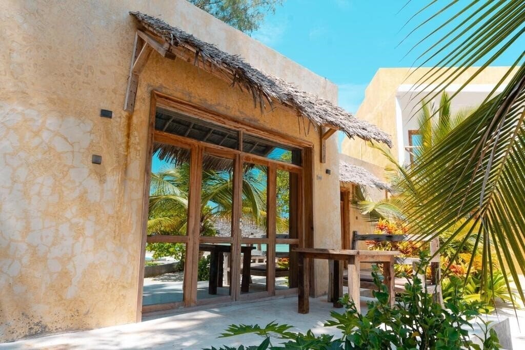 Изображение Jambo Resort By Mambo Hotels 4*