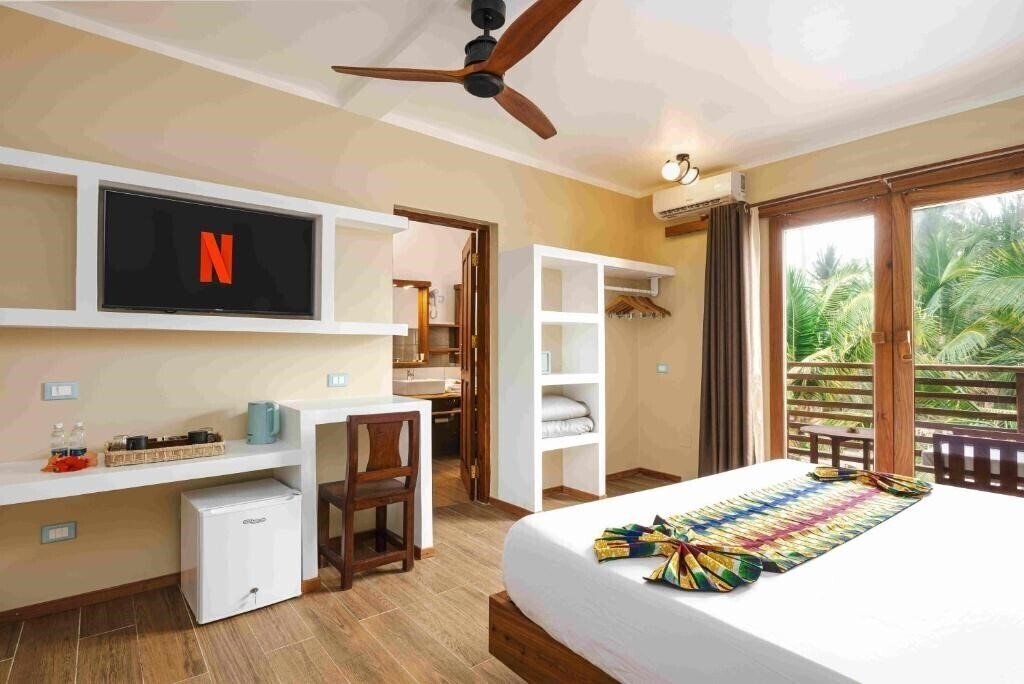 Blackstone Beach Resort 4* қонақ үйі