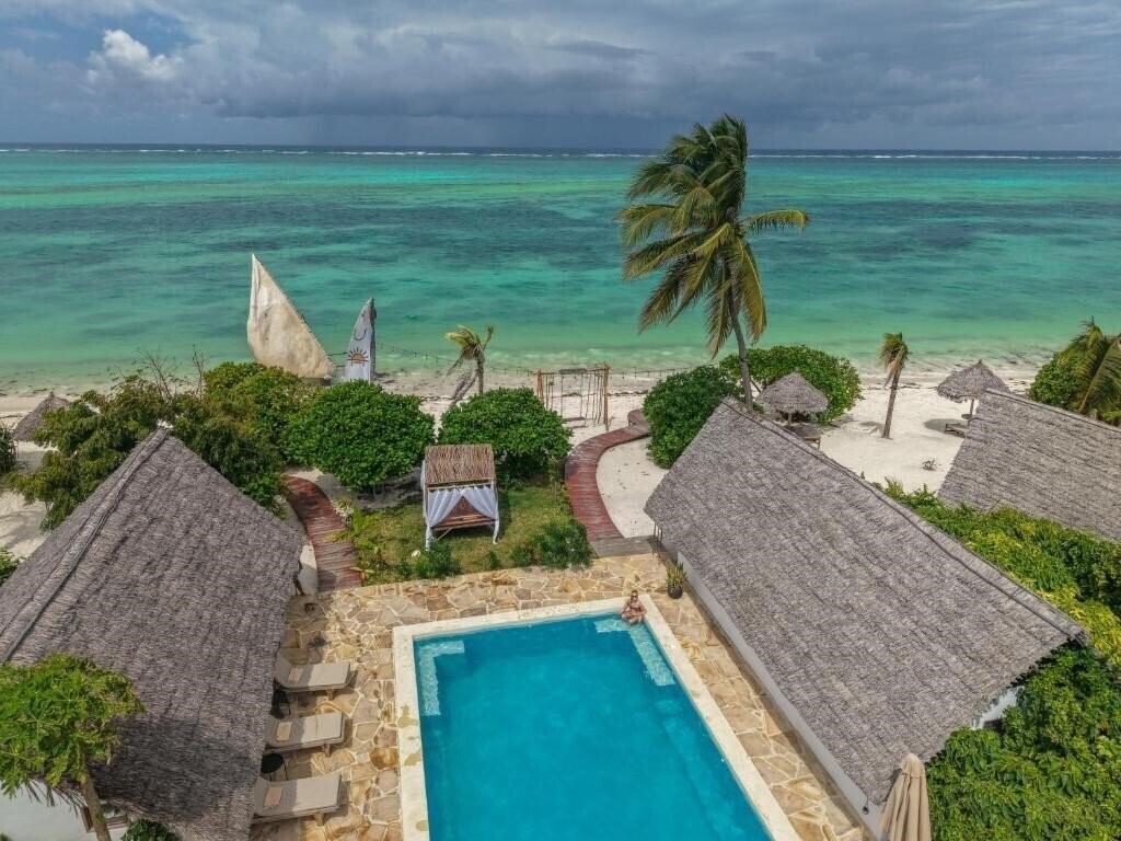 Отель Juana Ocean Villas 5*