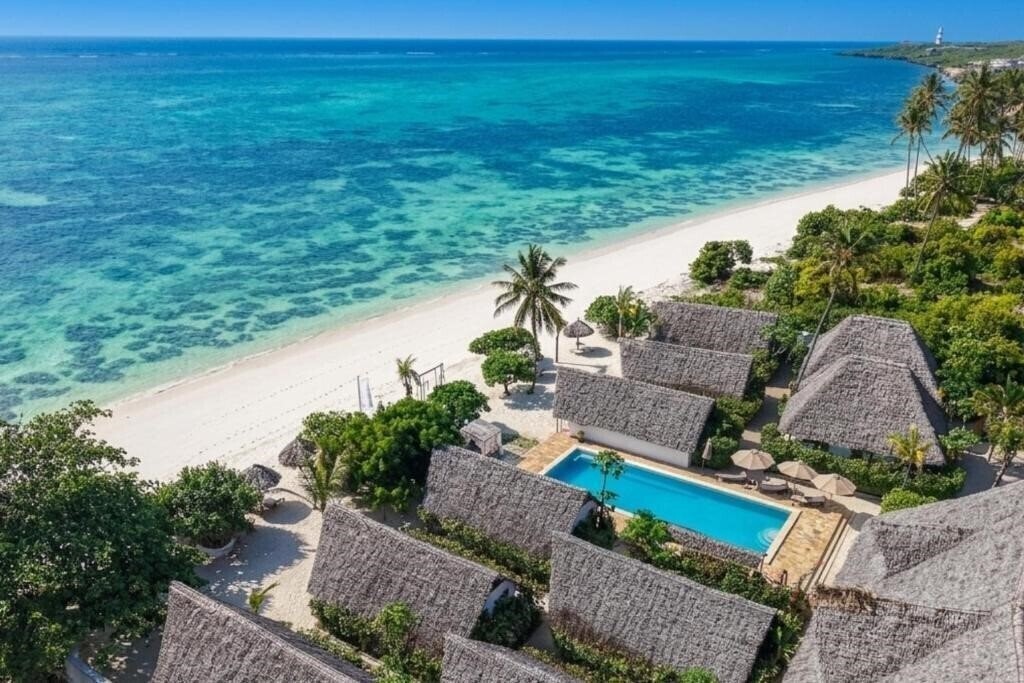 Отель Juana Ocean Villas 5*