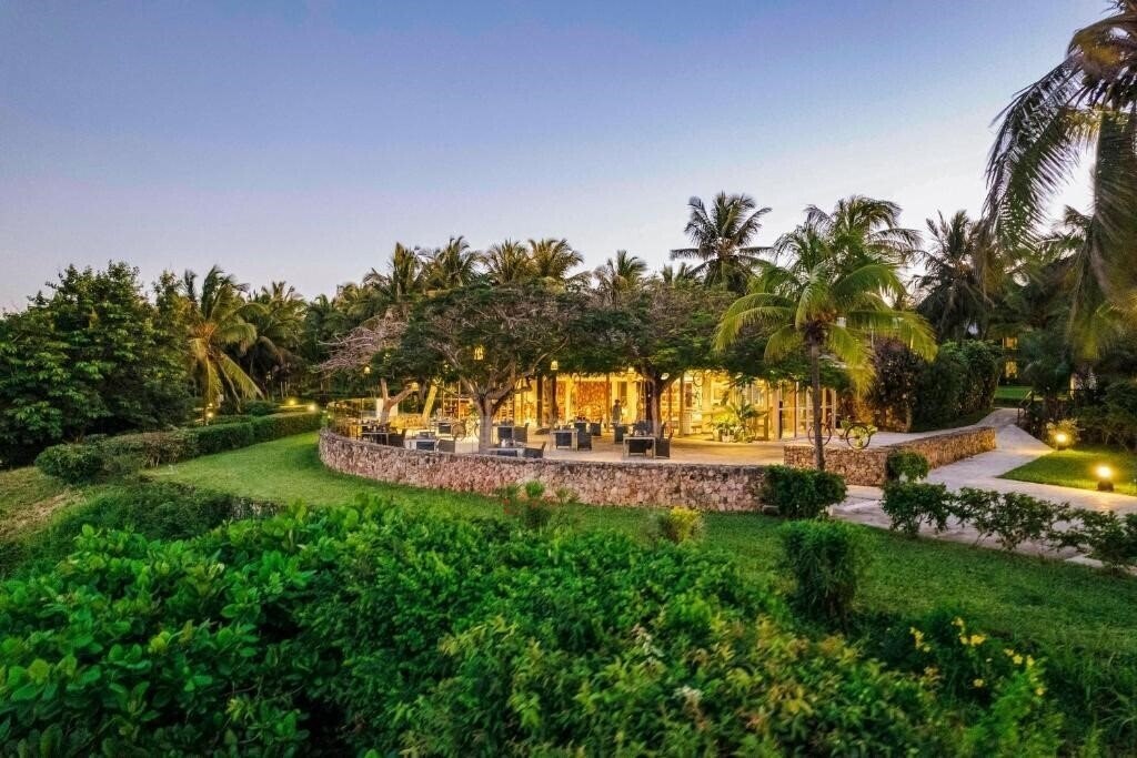 Melia Zanzibar 5* суреті