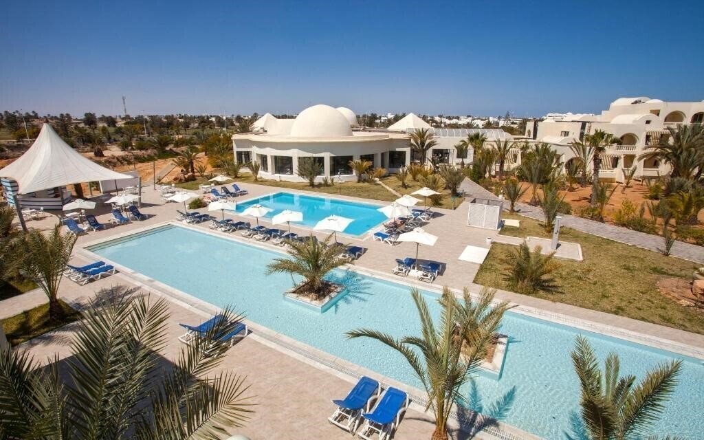 Отель Miramar Cesar Thalasso 4*