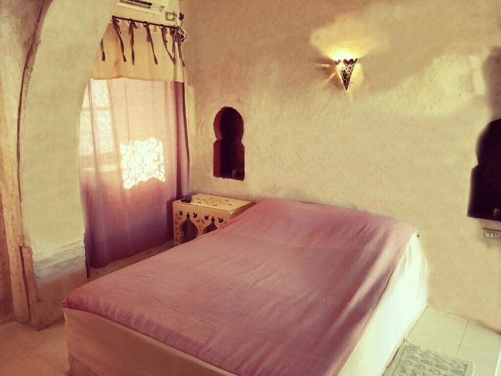 Hotel Arisha 3* суреті