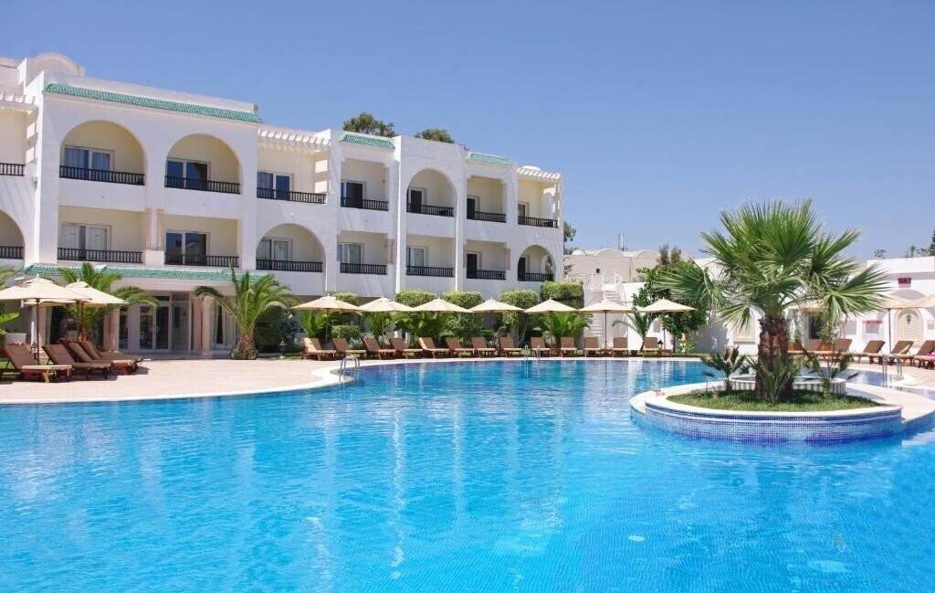 Royal Nozha 4* қонақ үйі