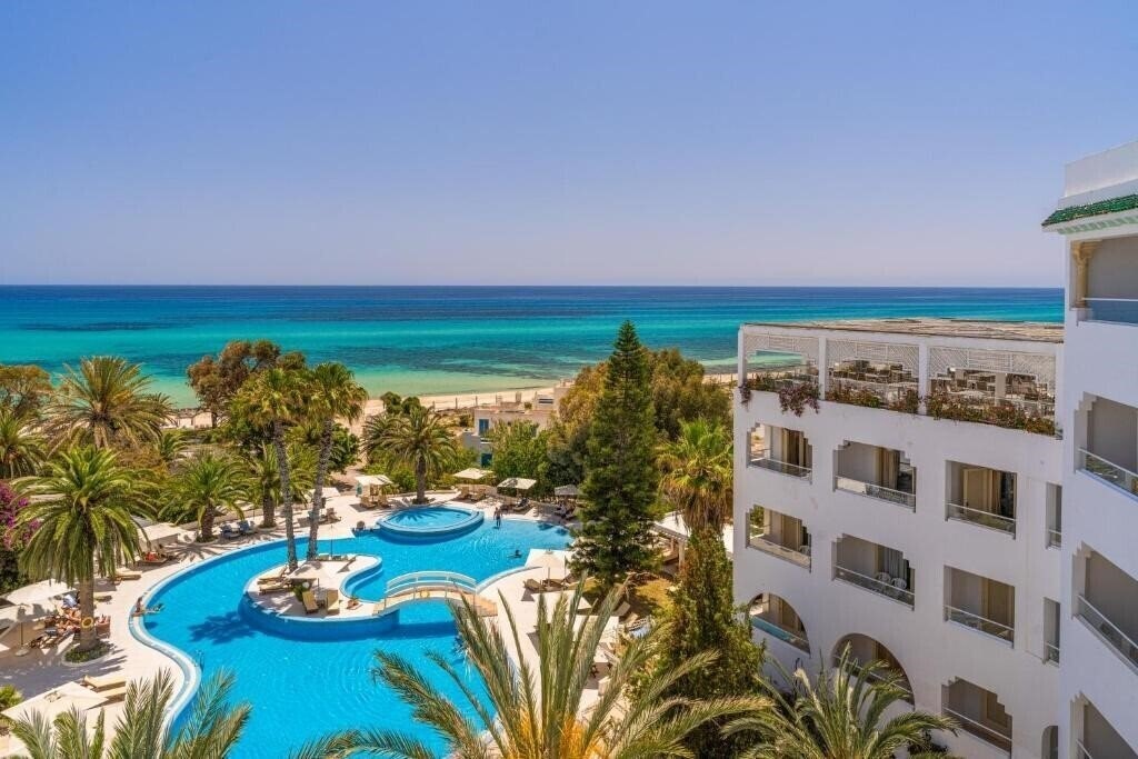 Отель Sol Azur Beach Congres 4*