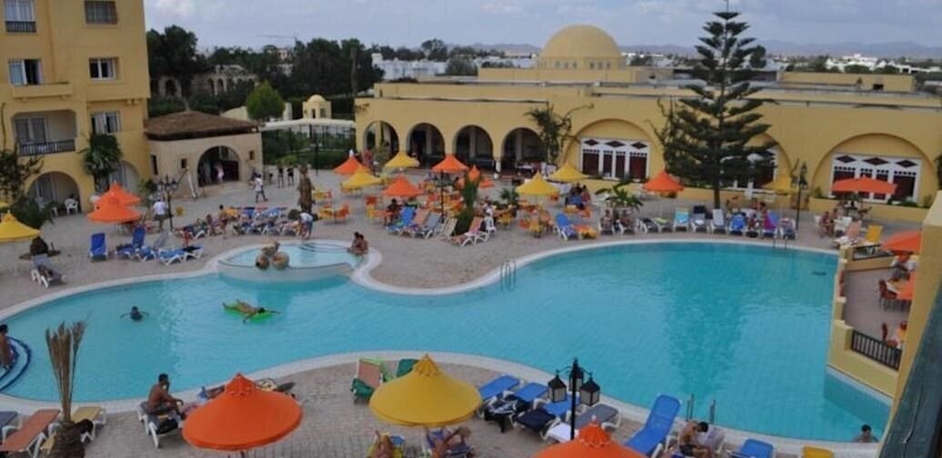 Bravo Garden 4* суреті