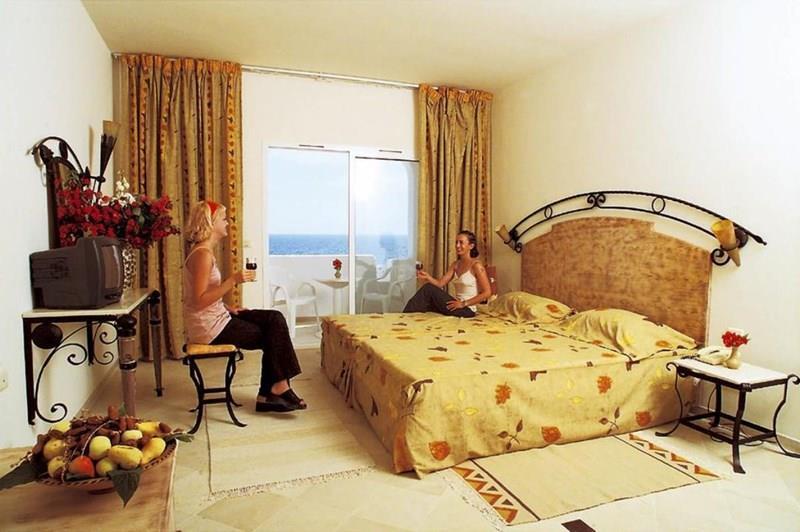 Фотография Yasmine Beach 4*