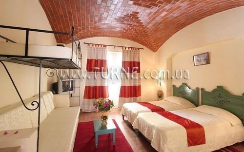 Отель Sun & Fun Sandra Club 3*