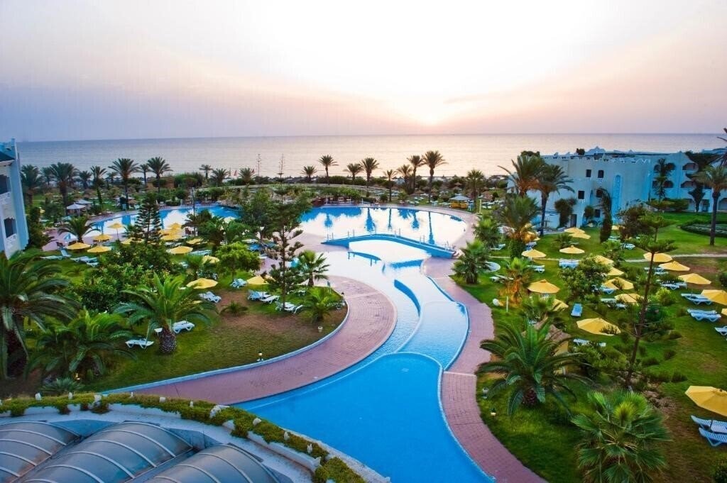 Отель Mahdia Beach & Aqua Park 4*