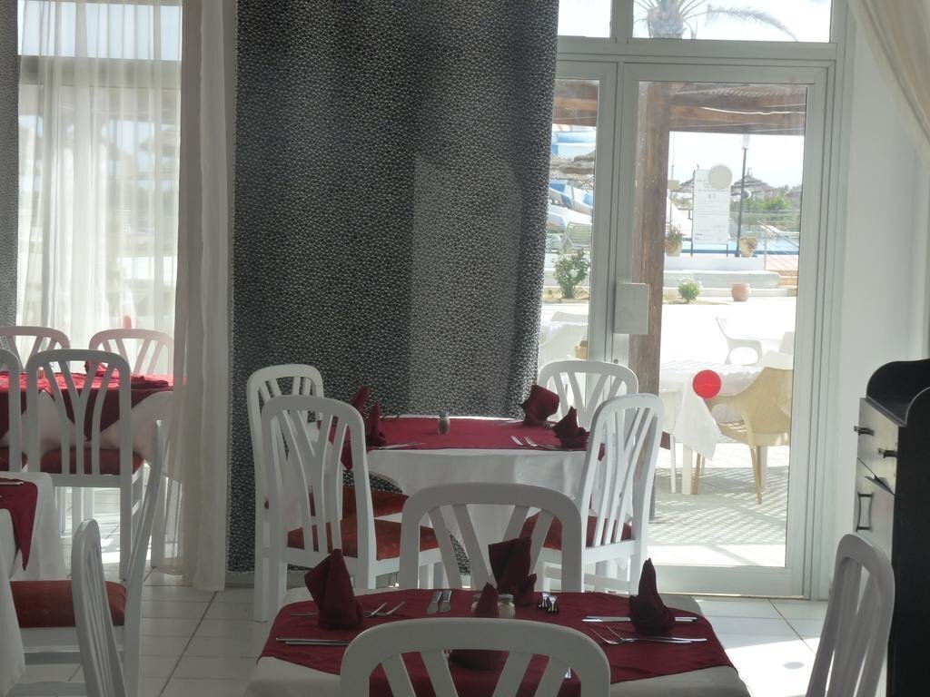 Neptunia Beach 3* фотосуреті