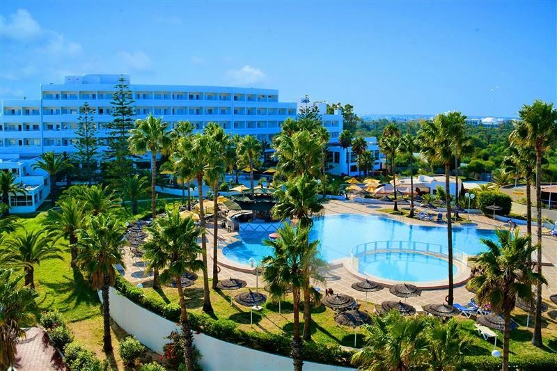 Club Tropicana 3* қонақ үйі