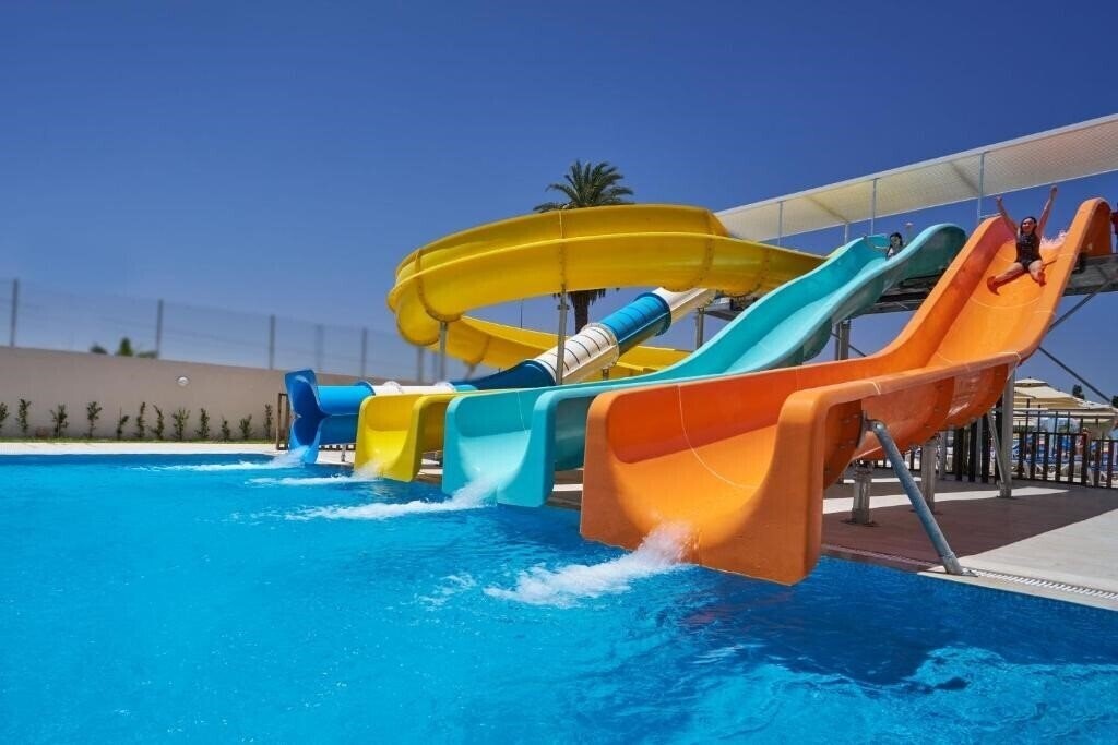 Фотография Palm Beach Skanes 4*