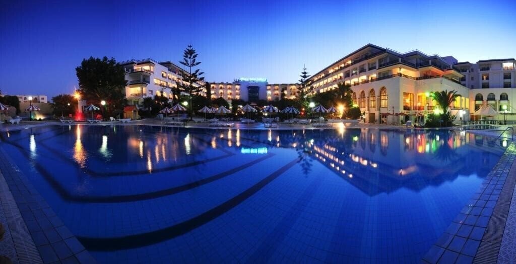 Фото Riviera 4*