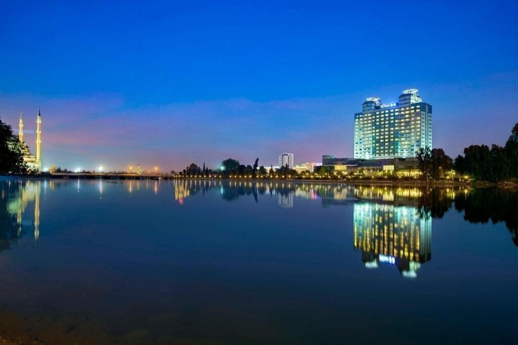 Отель Adana Hilton Sa 5*