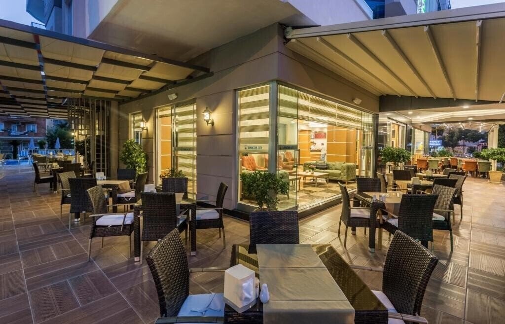 Lonicera City Hotel 3* суреті