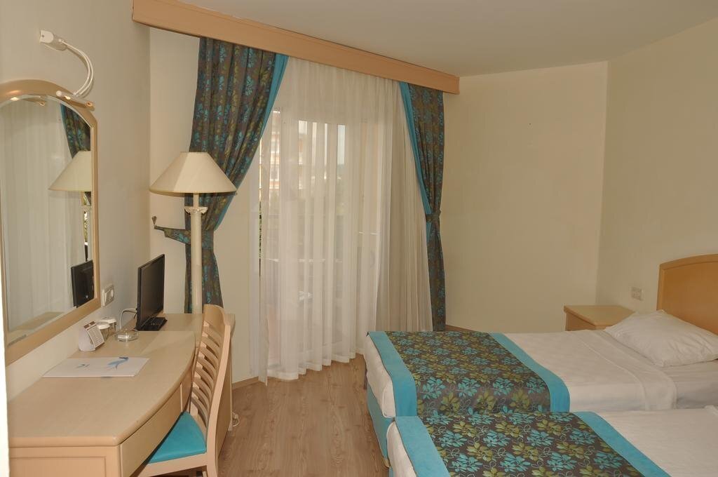 Aska Just In Beach Hotel 5* суреті