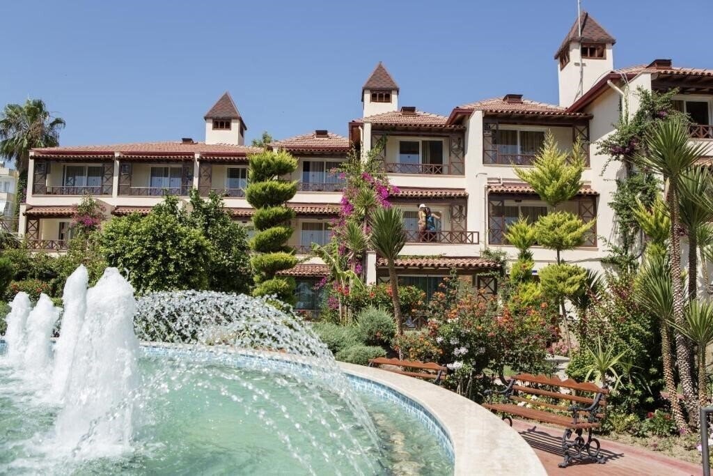 Фото Saphir Hotel & Villas 5*