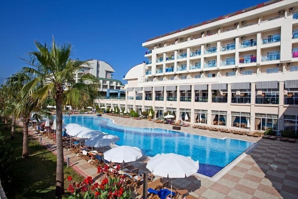 Отель Titan Select Hotel 5*